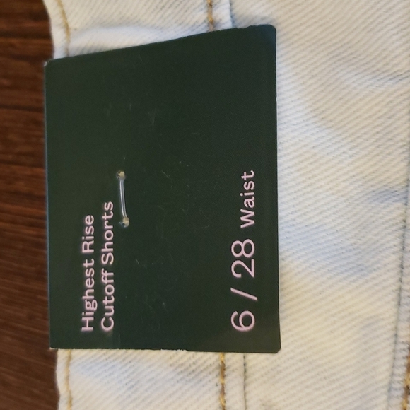 Wild Fable High Rise Crochet Cut-Off Jean Shorts Size 6 28W - Picture 3 of 9